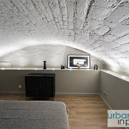 Urban Flat 01 - Charming 2 Bedroom Flat In Montorgueil *